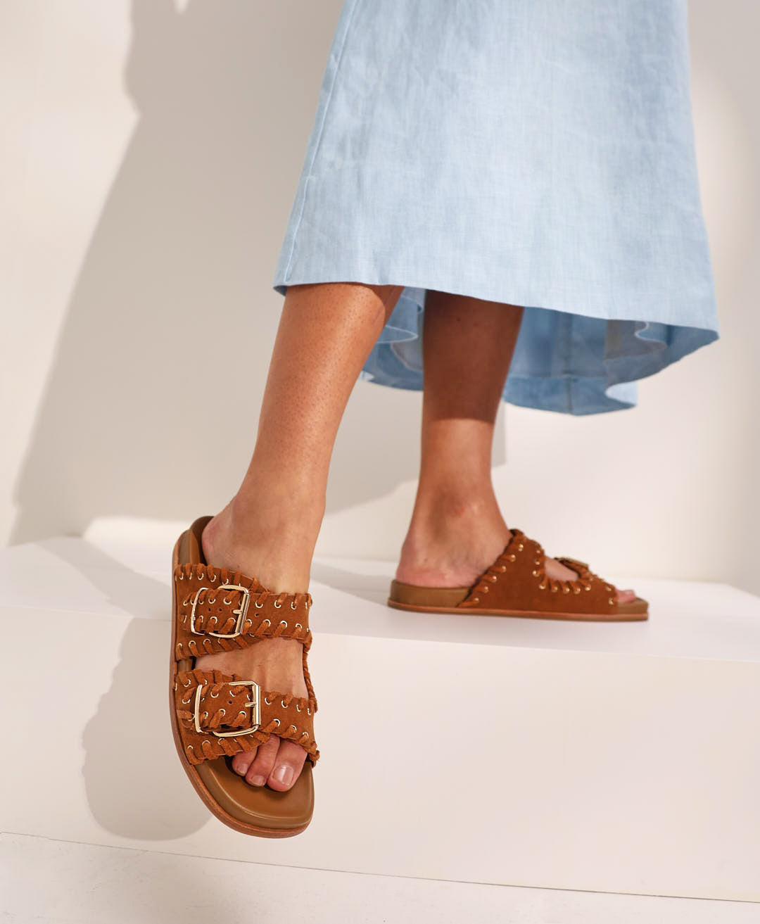 Bee Slide - Sandals Casual | Womens Shoes - Merchant 1948