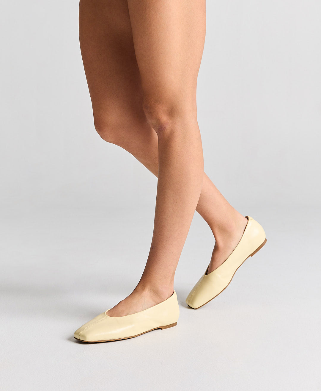 Blake | Buttermilk Leather-ECOMM