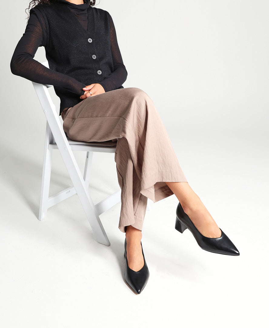 Darlow Wide Heel - Courts | Womens Shoes - Merchant 1948