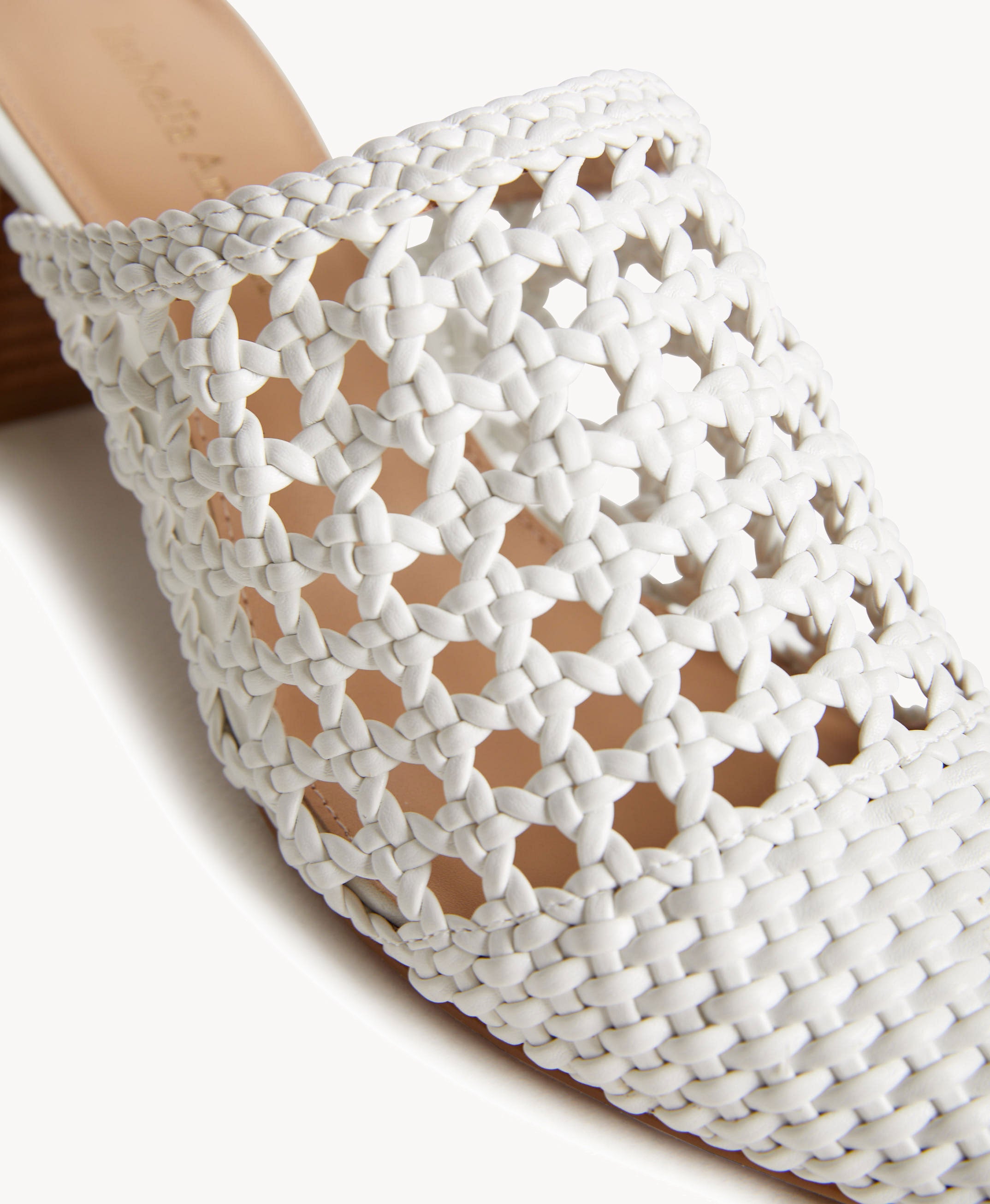 Delta Heel - Courts | Womens Shoes - Merchant 1948