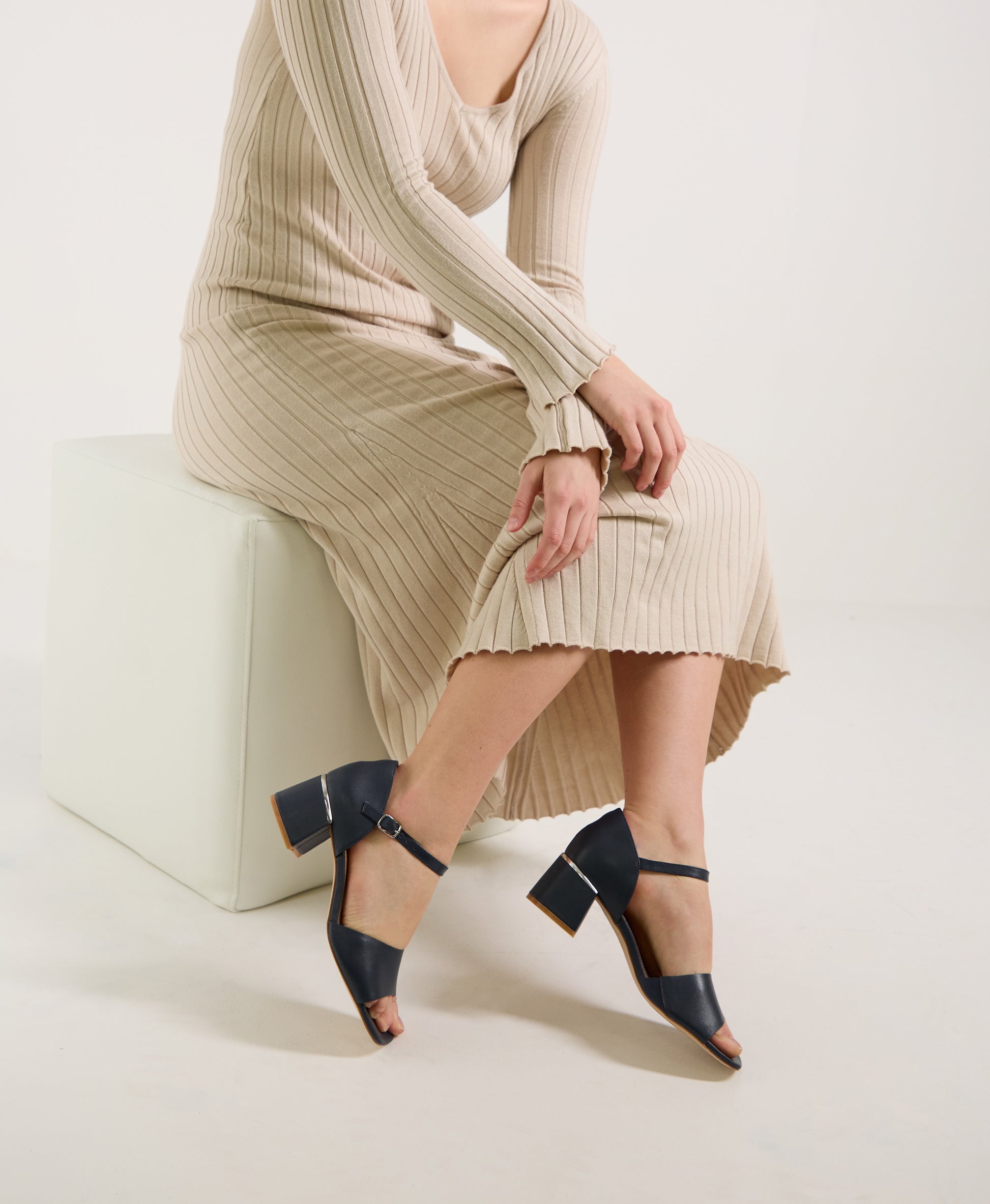 Donna Sandal - Sandals Dress | Womens Shoes - Merchant 1948