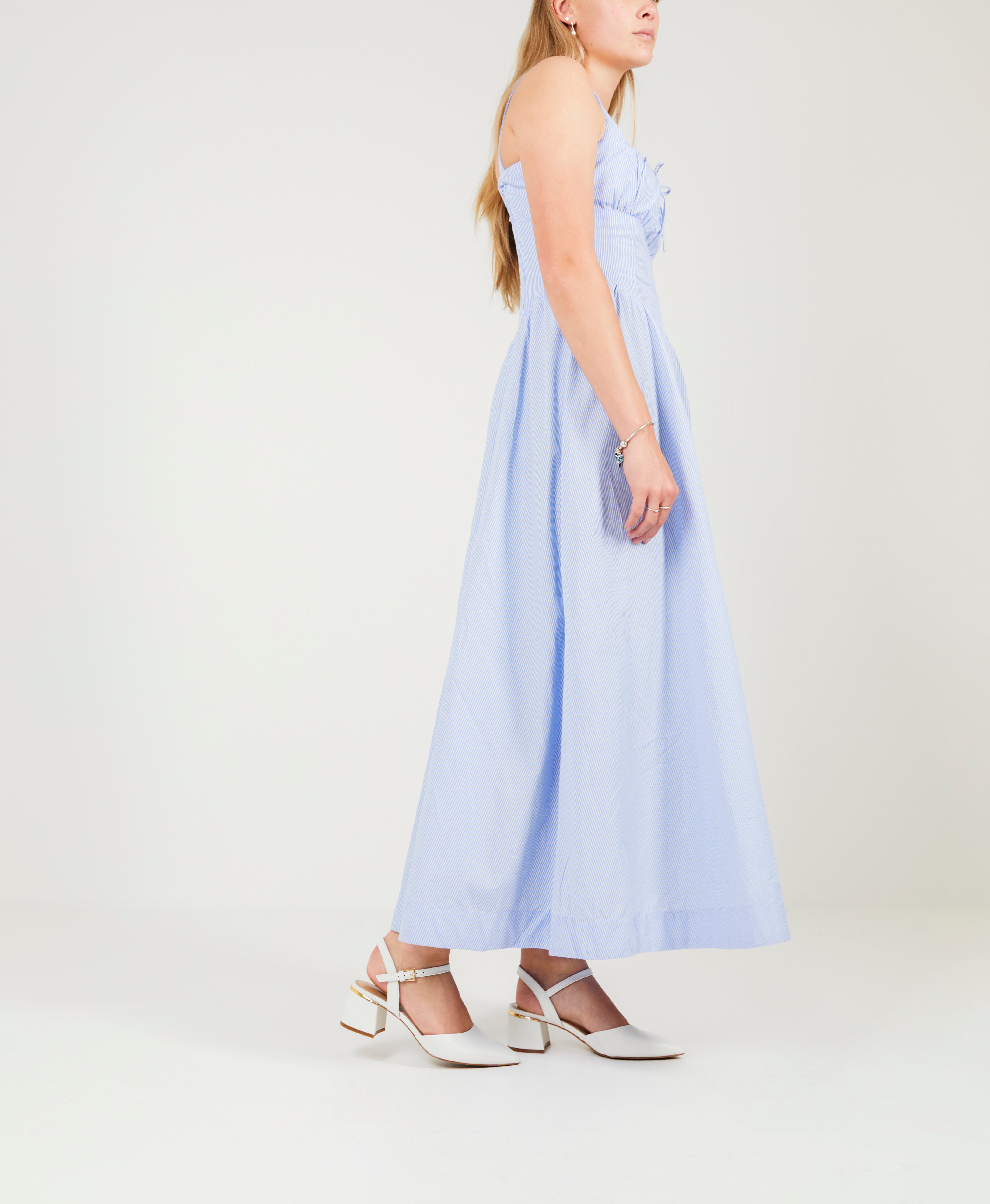 Duffy Heel - Courts | Womens Shoes - Merchant 1948