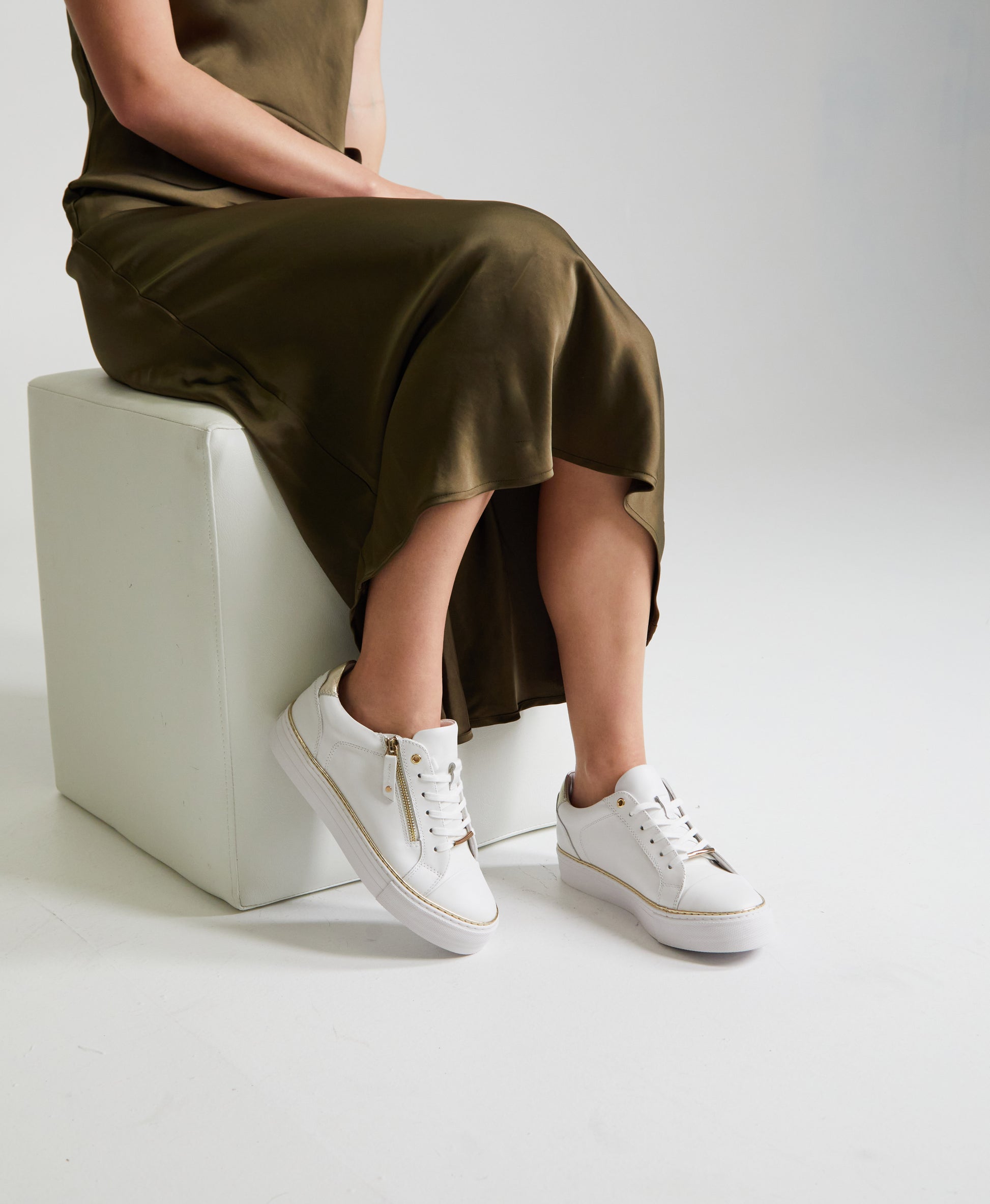 Payson Wide Sneaker - Sneaker | Womens Shoes - Merchant 1948