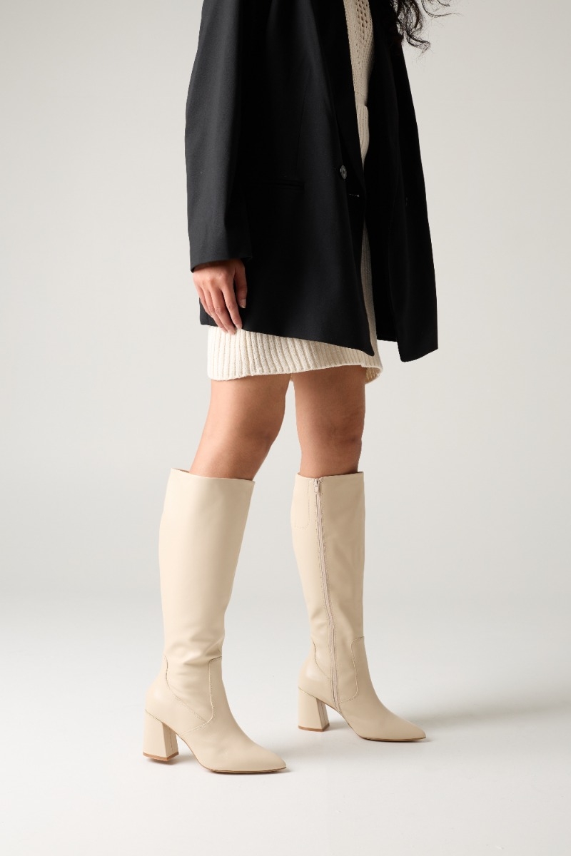 Wide knee boots new arrivals